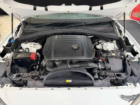 Jaguar F-Pace 2.0 D180 Prestige Auto AWD Euro 6 (s/s) 5dr 93