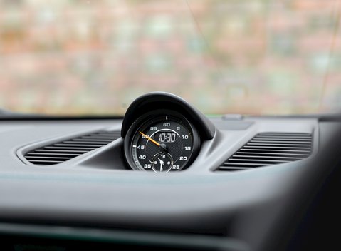 Porsche 911 GT3 RS (991.2) 21