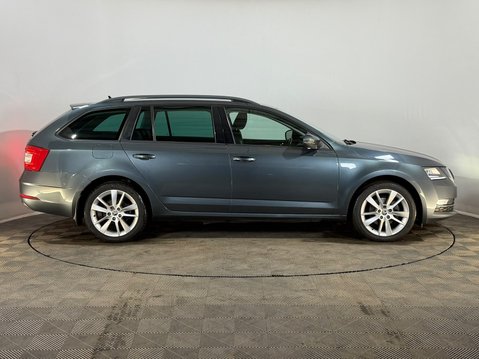 Skoda Octavia SE L 2.0 TDI 4X4 MANUAL 5