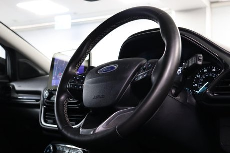 Ford Puma TITANIUM FIRST EDITION MHEV 32