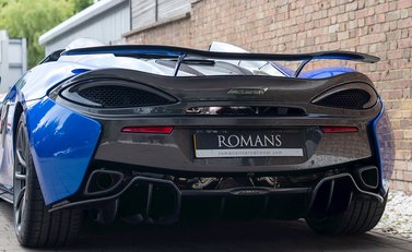 McLaren 570S Spider 29