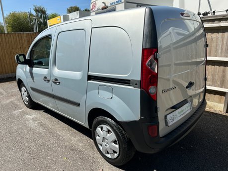Renault Kangoo 1.5 ML19 DCI PLUS 6