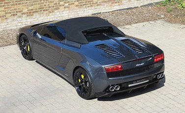 Lamborghini Gallardo LP 560-4 Spyder 9