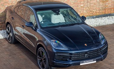 Porsche Cayenne E-Hybrid Coupé 8