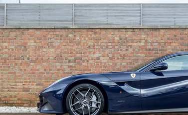 Ferrari F12 Berlinetta 26