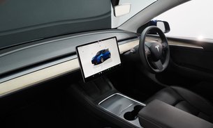 Tesla Model Y RWD Comfort Suspension GROK AI Deep Blue Metallic Adaptive LEDs 1Owner VATQ 13