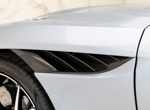 Aston Martin DBS Superleggera 25