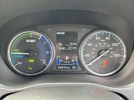 Mitsubishi Outlander 2.4 Outlander Dynamic PHEV CVT 4WD 5dr 21