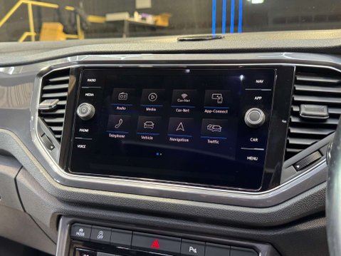 Volkswagen T-Roc 1.5 T-Roc R-Line TSi Evo Semi-Auto 5dr 49