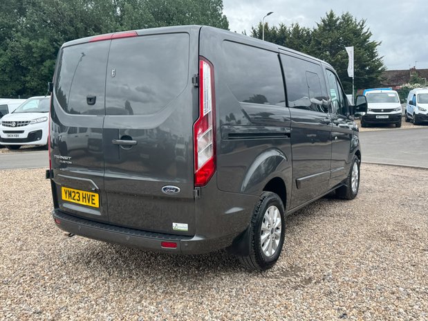 Ford Transit Custom Crew Cab AUTO SWB L1H1 Low Roof Limited 300 Air Con Alloys EURO 6 7