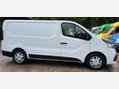 Renault Trafic 1.6 dCi 27 Business+ Panel Van 5dr Diesel Manual SWB Standard Roof Euro 6 ( 17