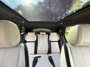 Land Rover Range Rover Velar R-DYNAMIC SE 16