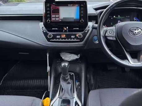Toyota Corolla 1.8 VVT-h Design Hatchback 5dr Petrol Hybrid CVT Euro 6 (s/s) (122 ps) 5