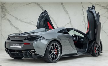 McLaren 570S Spider 11