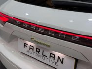 Porsche Cayenne 3.0 V6 E-Hybrid 14.1kWh SUV 5dr Petrol Plug-in Hybrid TiptronicS 4WD Euro 6 26