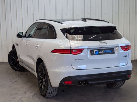 Jaguar F-Pace 2.0 F-Pace Chequered Flag AWD D Auto 4WD 5dr 3