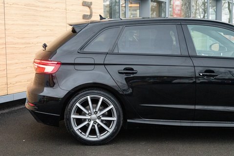 Audi A3 TFSI BLACK EDITION 7