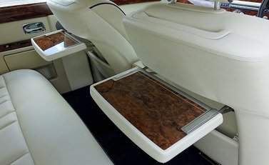 Rolls-Royce Phantom Series II 24