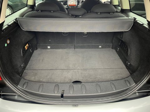 Mini Clubman 1.6 COOPER D 6