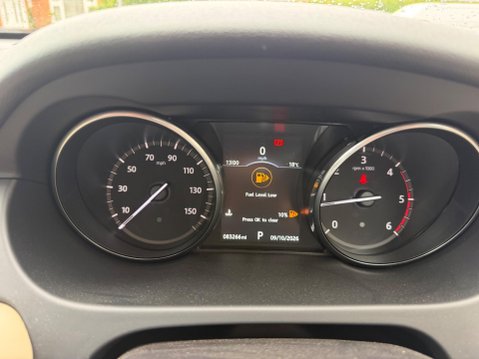 Land Rover Discovery Sport 2.0 TD4 HSE Auto 4WD Euro 6 (s/s) 5dr 26
