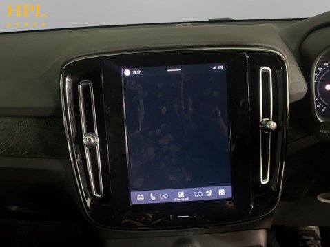 Volvo XC40 Recharge 69kWh Plus SUV 5dr Electric Auto (231 ps) Bluetooth - DAB Radio - 15