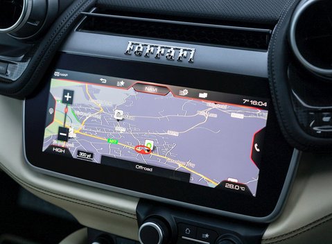 Ferrari GTC4 Lusso 19