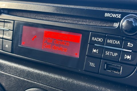 Vauxhall Movano F3500 125 ps Cdti Luton with Tail Lift & Air Con - Direct from MOD 18