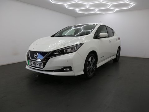 Nissan LEAF 40kWh Tekna Auto 5dr 3