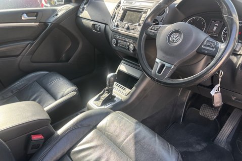 Volkswagen Tiguan  2.0 TDI BLUEMOTION TECH MATCH 4MOTION..LEATHER AND SUNROOF  6