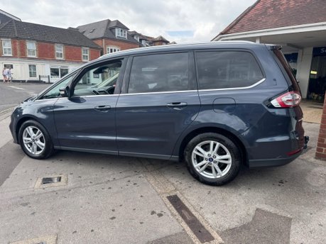 Ford Galaxy TITANIUM ECOBLUE 7
