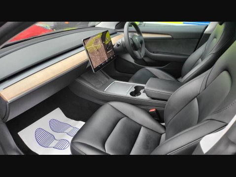 Tesla Model 3 MODEL 3 33