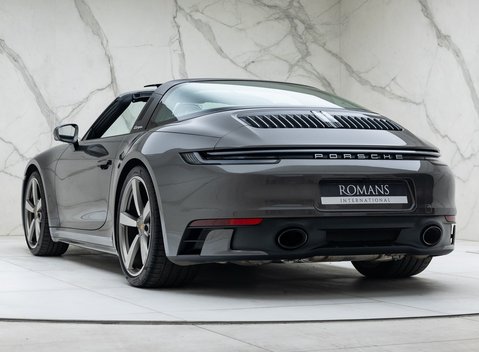 Porsche 911 Targa 4 (992) 13