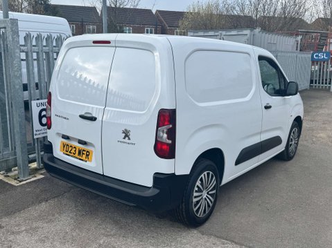 Peugeot Partner 1.5 Partner Professional Premium+ BHDi 40