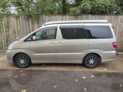 Toyota Alphard Riviera Campers 14