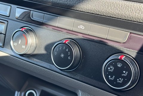 Volkswagen Crafter CR35 Tdi 140 ps Startline Dropside Truck 17