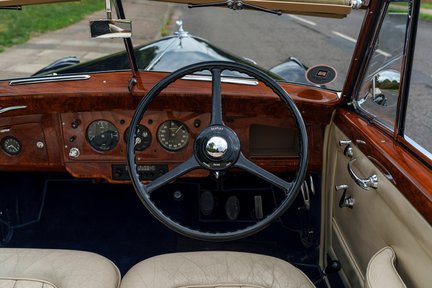 Bentley R Type Drophead Coupé By H.J.Mulliner 19