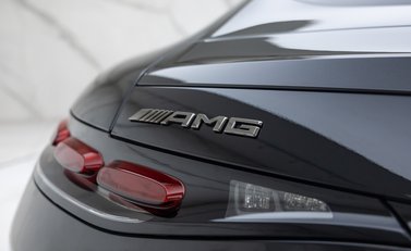 Mercedes-Benz Amg GT 63 PREMIUM + 38
