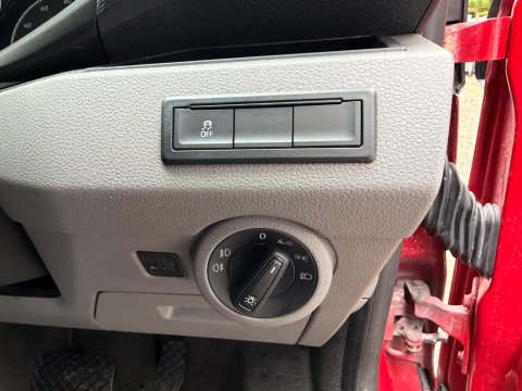 Volkswagen Transporter T28 TDI P/V HIGHLINE 27