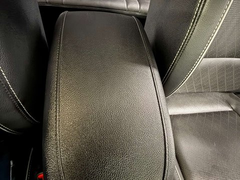 Kia Ceed 1.4 Ceed First Edition ISG Semi-Auto 5dr 35