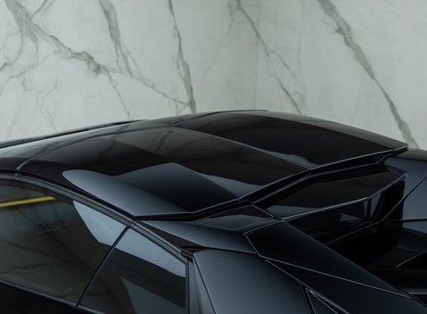 Lamborghini Aventador S LP 740-4 ROADSTER 30