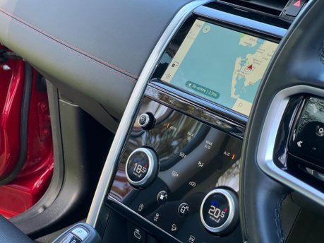 Land Rover Discovery Sport R-DYNAMIC HSE PHEV 26