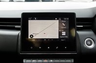 Renault Clio ICONIC TCE 21