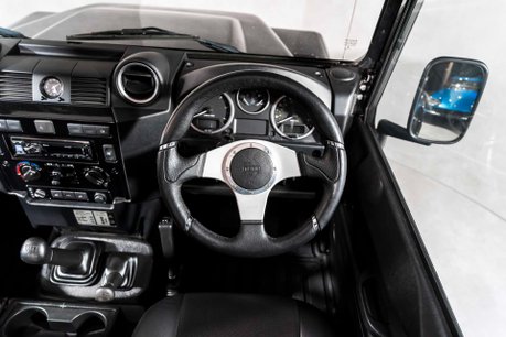 Land Rover Defender 90 TD SOFT TOP XS. MOMO WHEEL. HEATED SEATS. ALPINE STEREO. REAR BENCH SEATS. 25