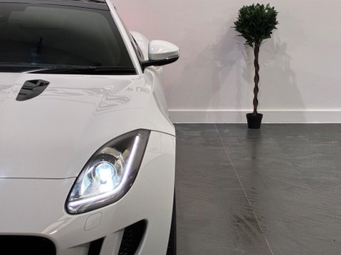 Jaguar F-Type 3.0 V6 Auto Euro 6 (s/s) 2dr 8