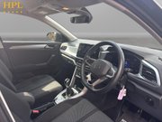 Volkswagen T-Roc 1.0 TSI Life SUV 5dr Petrol Manual Euro 6 (s/s) (110 ps) 24