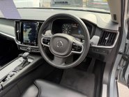 Volvo V90 D4 INSCRIPTION 32