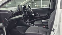 Toyota Yaris 1.5 VVT-h Design Hatchback 5dr Petrol Hybrid E-CVT Euro 6 (s/s) (116 ps) 35