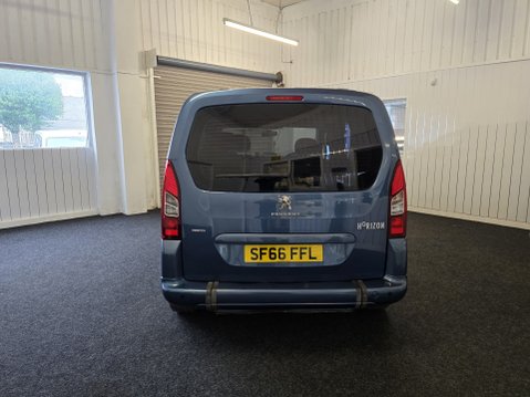 Peugeot Partner HORIZON RE 10