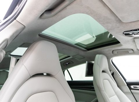 Porsche Panamera Turbo S E-Hybrid Executive 11