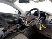 Hyundai TUCSON 1.6 GDi SE Nav SUV 5dr Petrol Manual Euro 6 (s/s) (132 ps) Air Con - Blueto 12